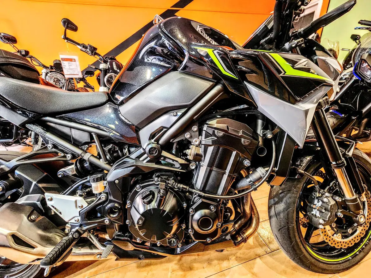 Kawasaki Z 900 (2021 - 24) (15)