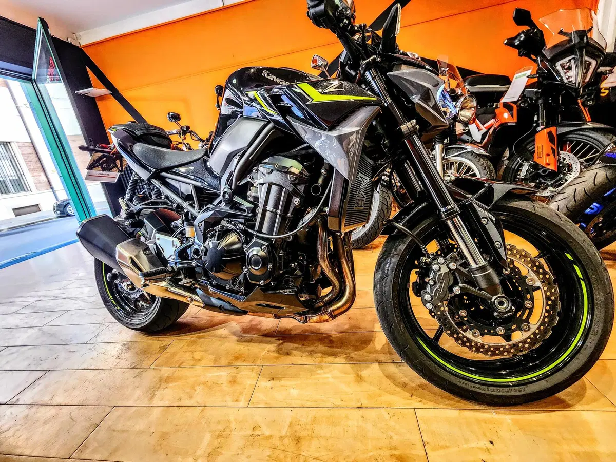 Kawasaki Z 900 (2021 - 24) (17)