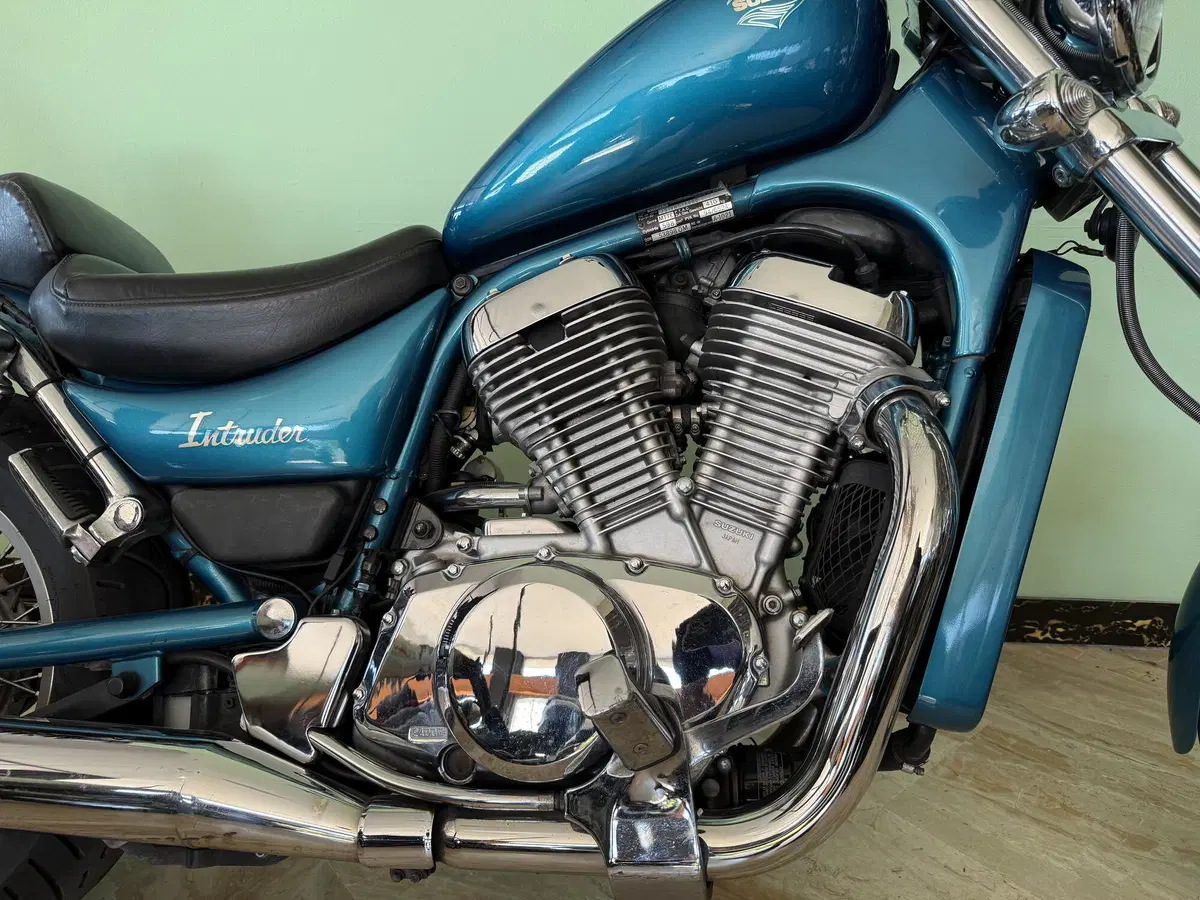 Suzuki VS 600 GL Intruder (1995 - 96) (10)