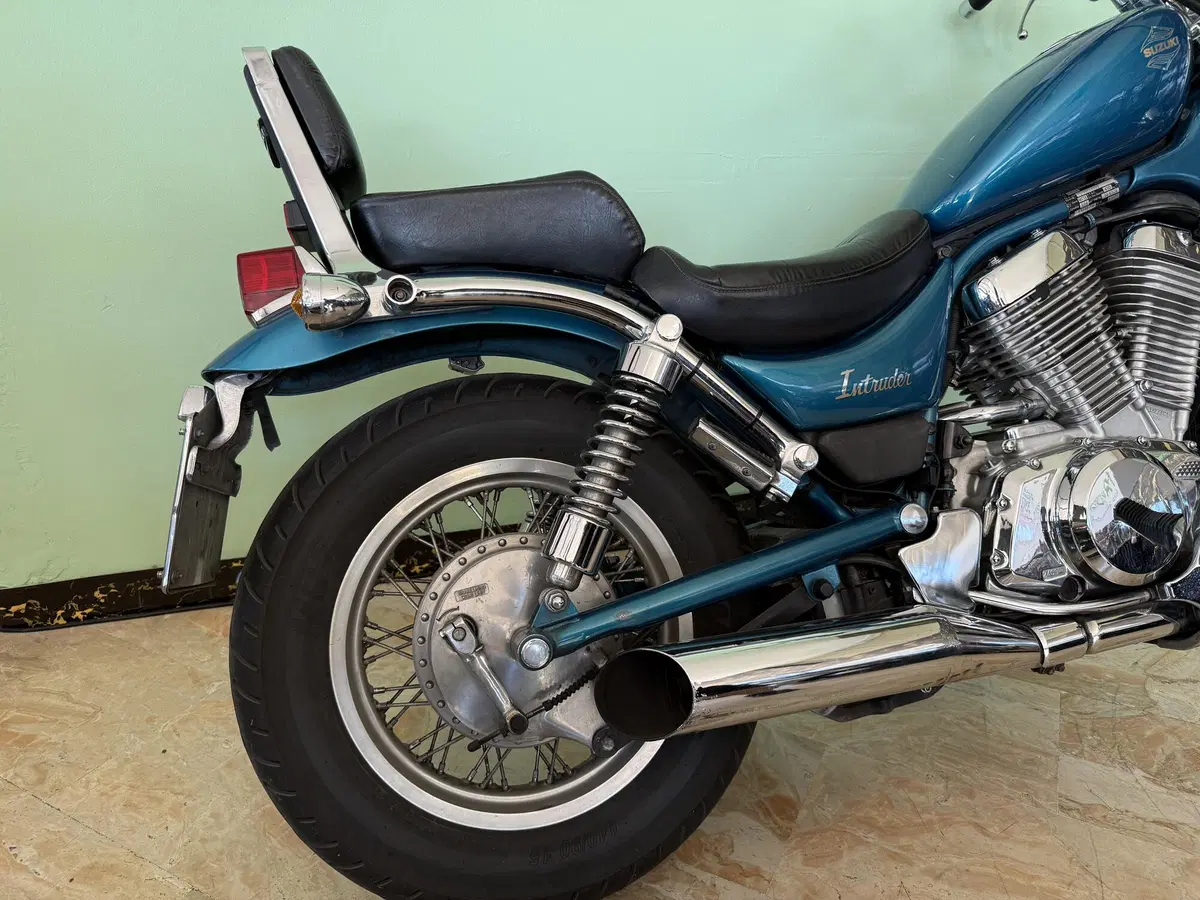 Suzuki VS 600 GL Intruder (1995 - 96) (12)