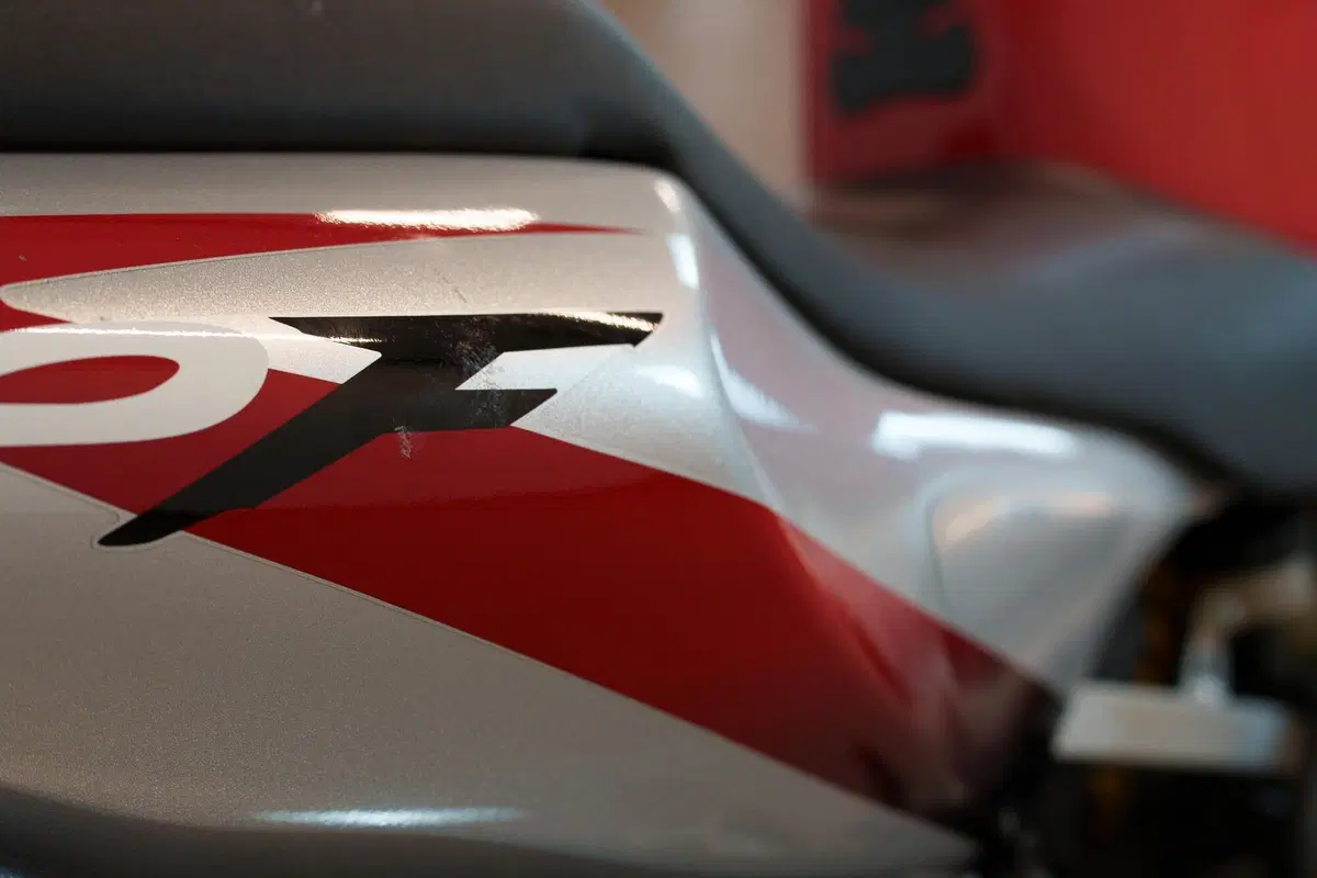 Honda CBR 600 F (2001 - 06) (8)