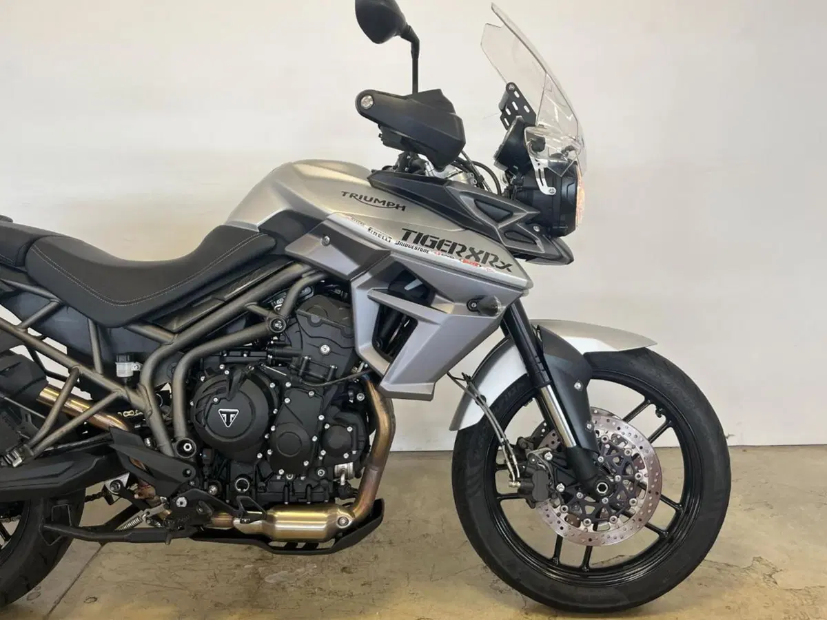 Triumph Tiger 800 XRx (2017 - 18) (5)