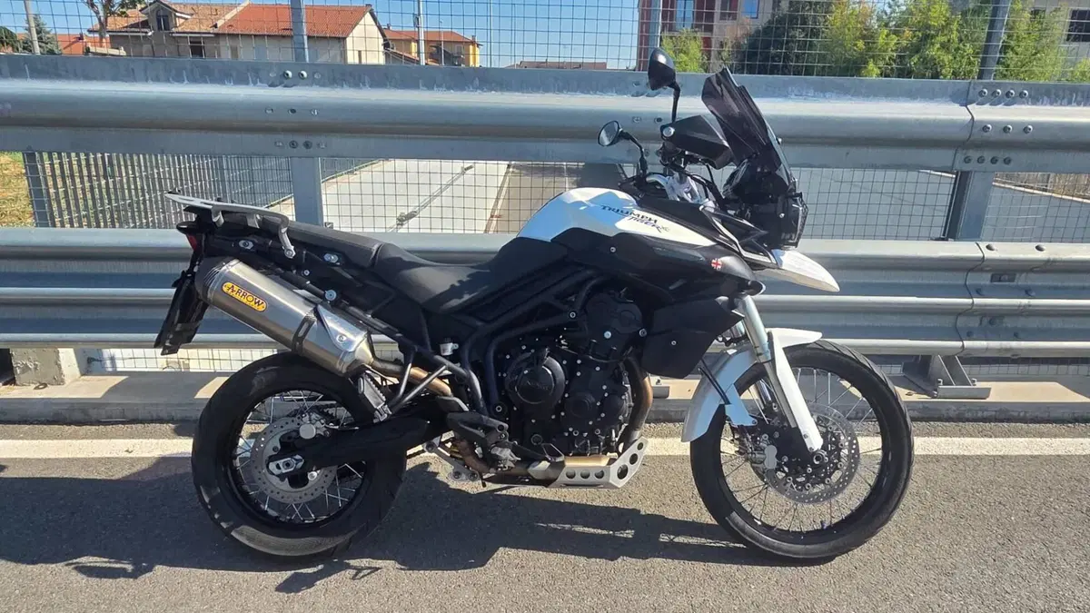 Triumph Tiger 800 XC ABS (2010 - 14) (5)