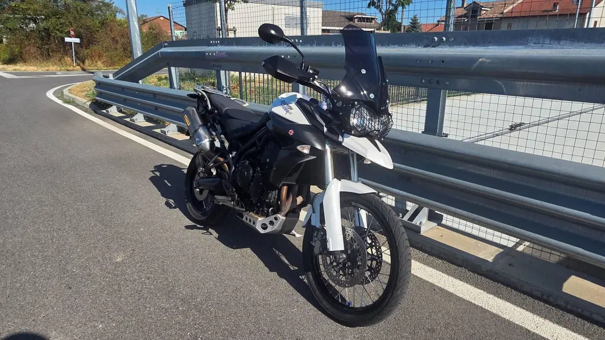 Triumph Tiger 800 XC ABS (2010 - 14) (6)