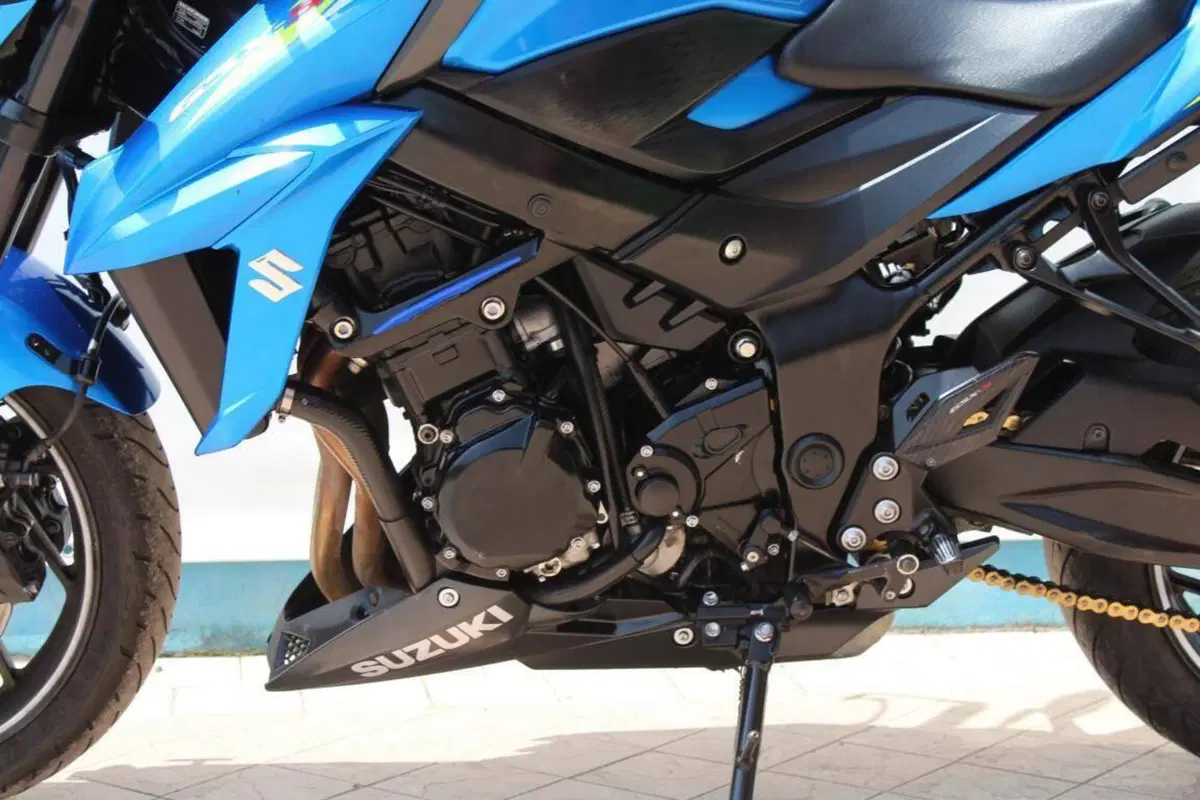 Suzuki GSX S 750 Yugen (2018 - 20) (4)