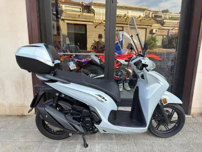 Honda SH 350i GT (2025 - 26) usata