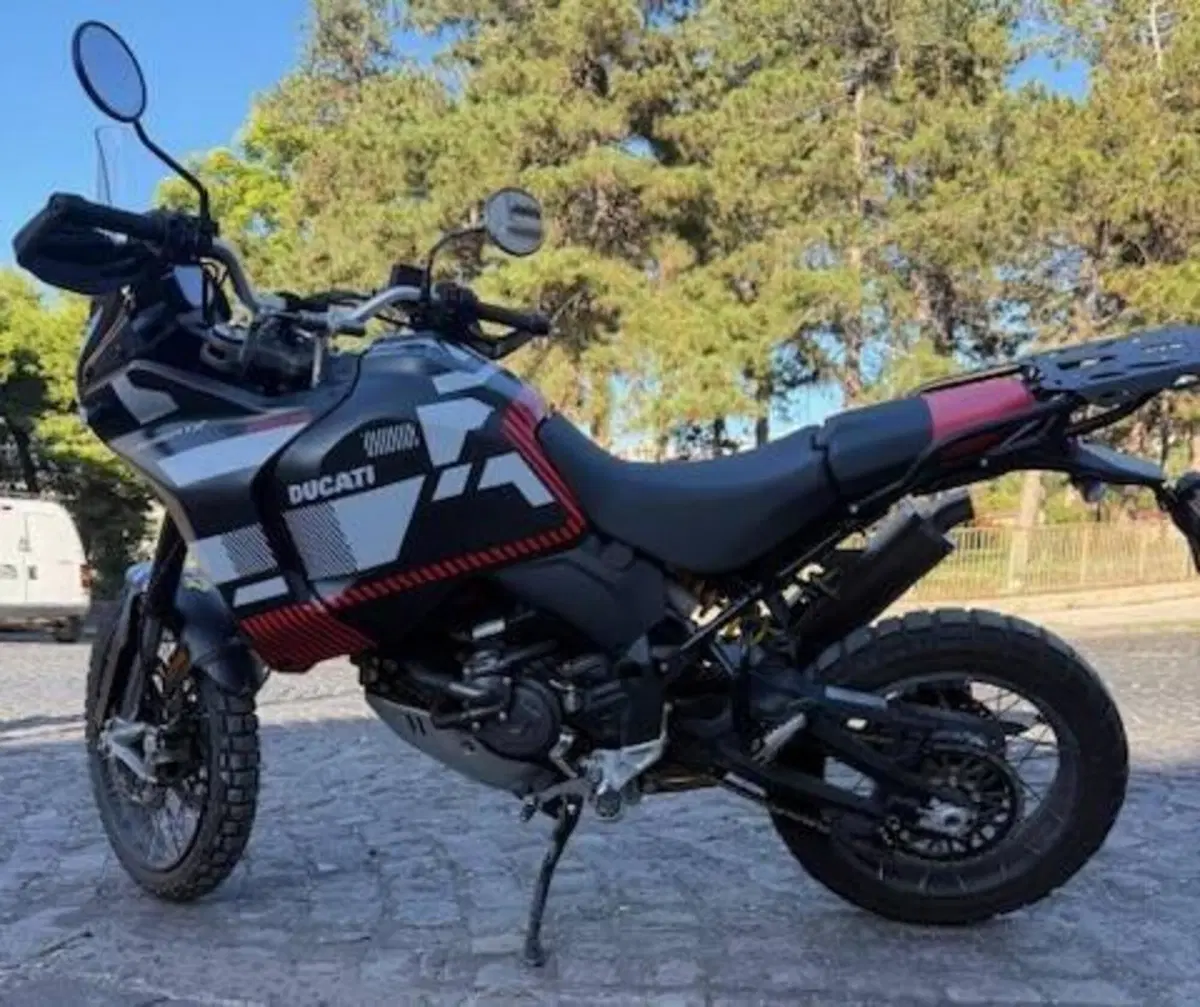Ducati DesertX (2022 - 25) (4)