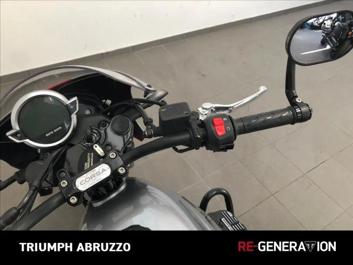Moto Guzzi V7 Stone Corsa (2023 - 25) (10)