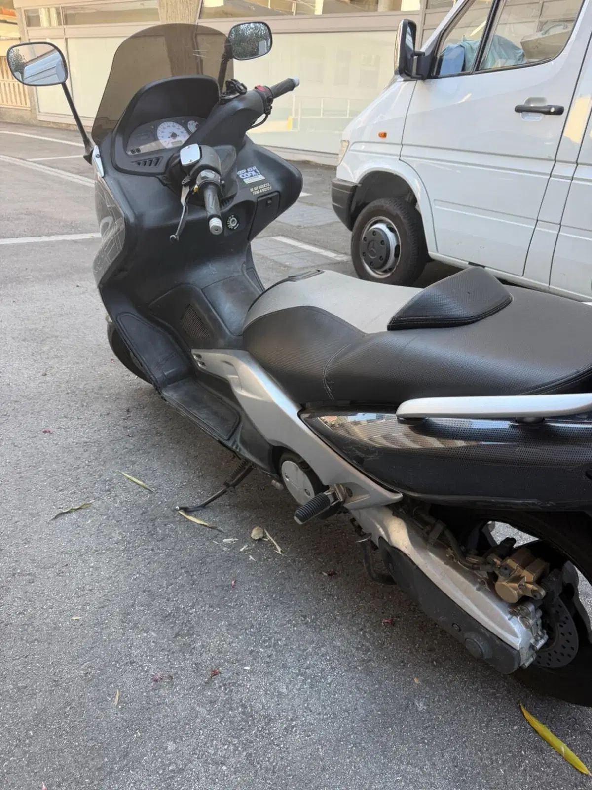 Yamaha T-Max 500 (2001 - 03) (3)