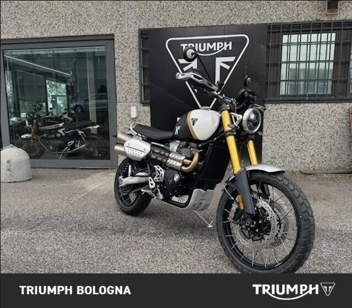Triumph Scrambler 1200 XE (2026) (2)