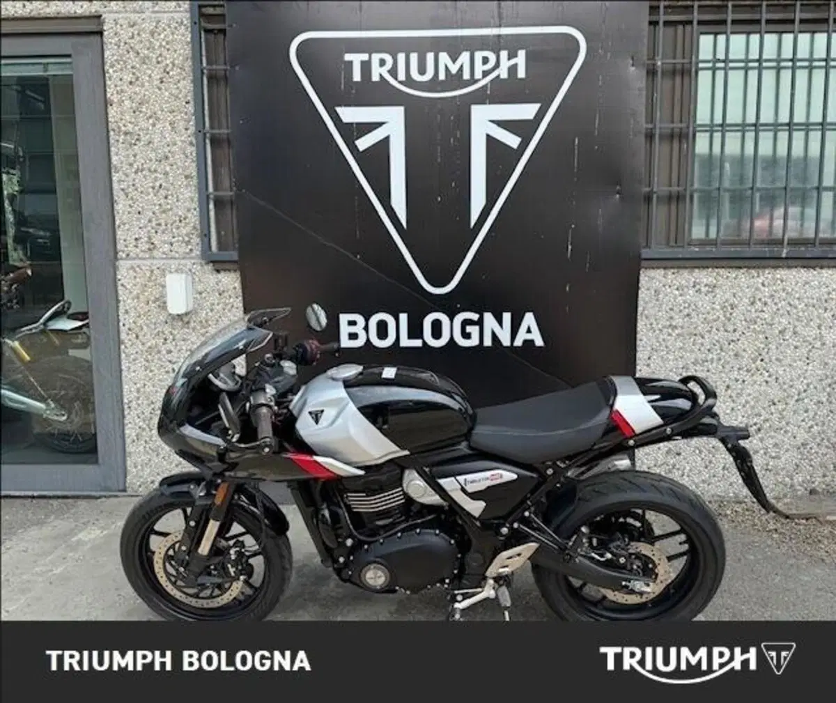 Triumph Thruxton 400 (2026)