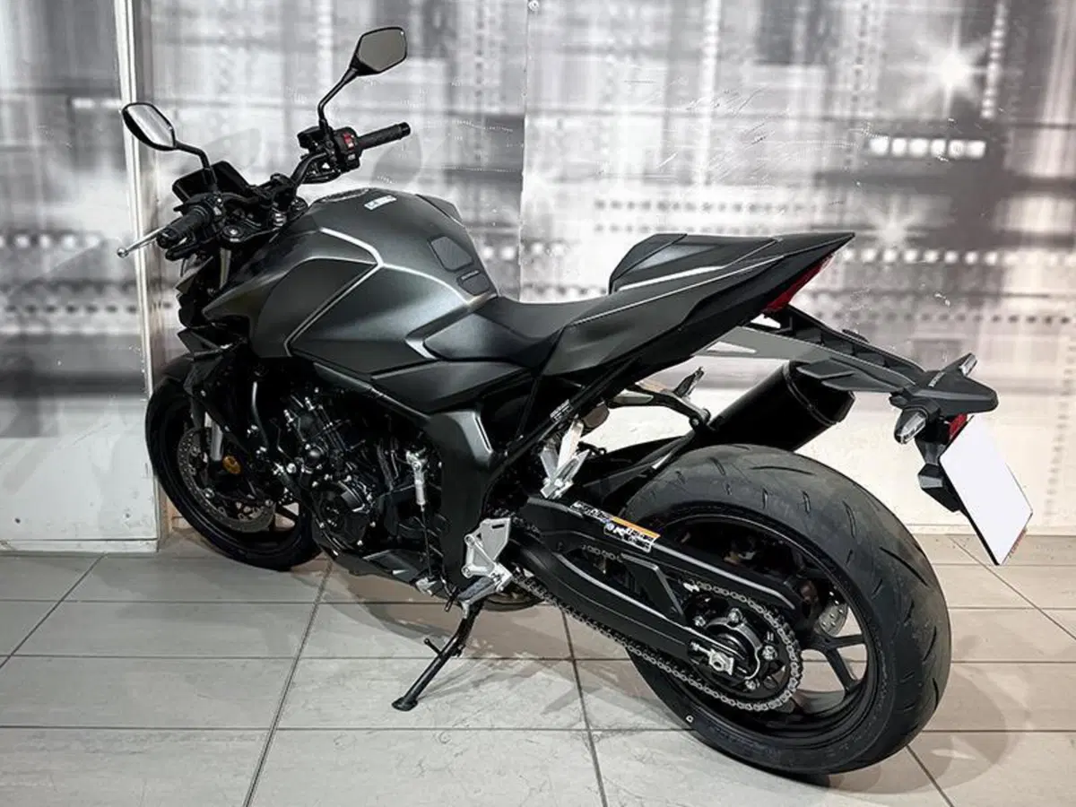 Honda CB 1000 Hornet (2025 - 26) (2)