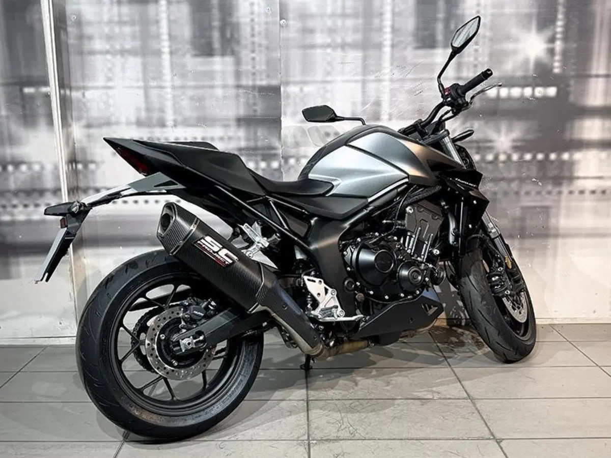 Honda CB 1000 Hornet (2025 - 26) (7)