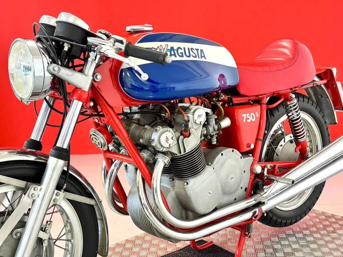 MV Agusta 750S (15)