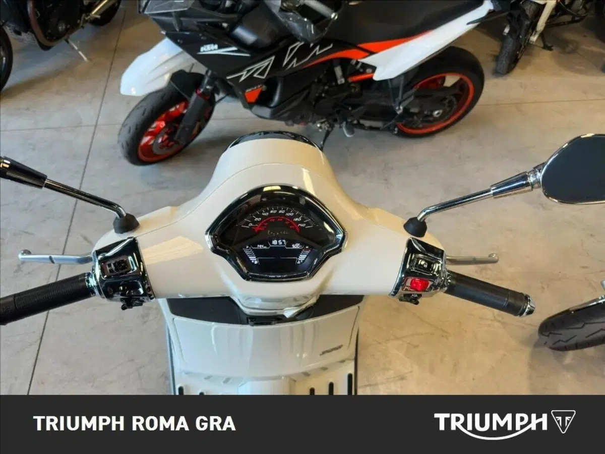 Vespa GTS 300 Super (2023 - 24) (17)