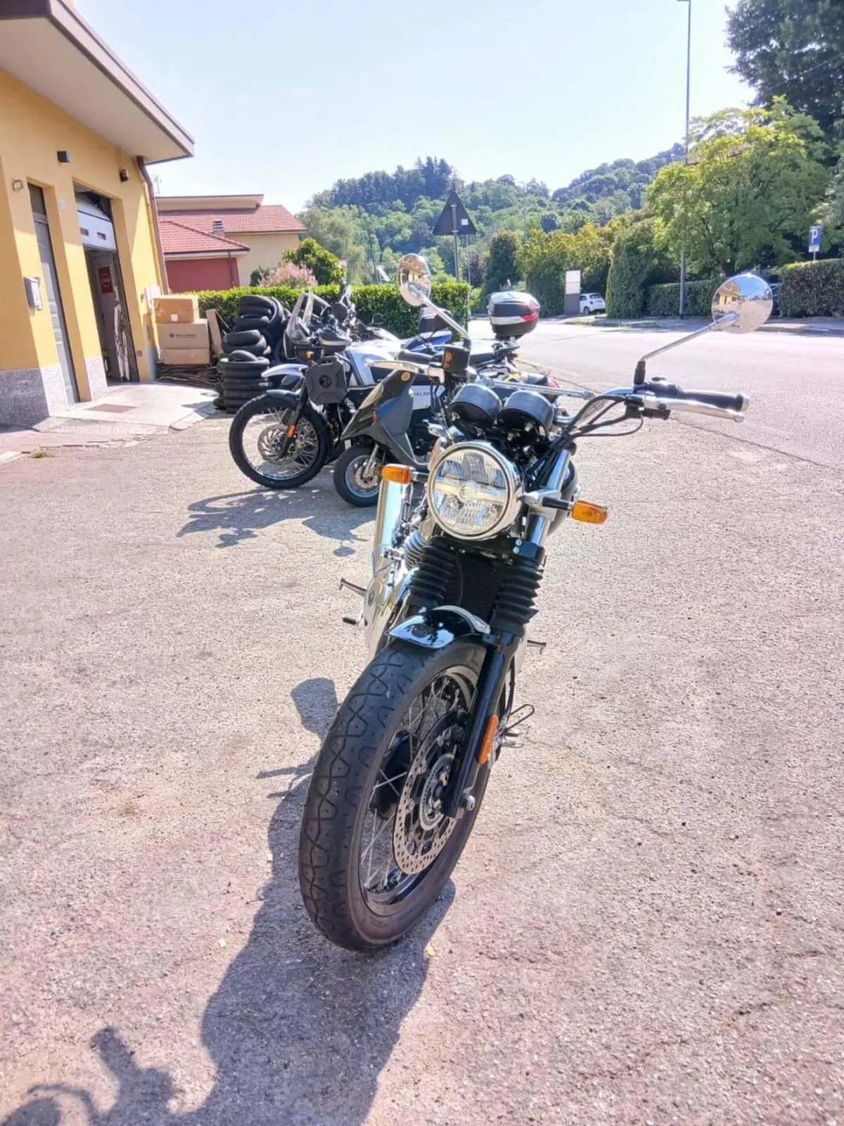 Royal Enfield Interceptor 650 (2021 - 26) (4)