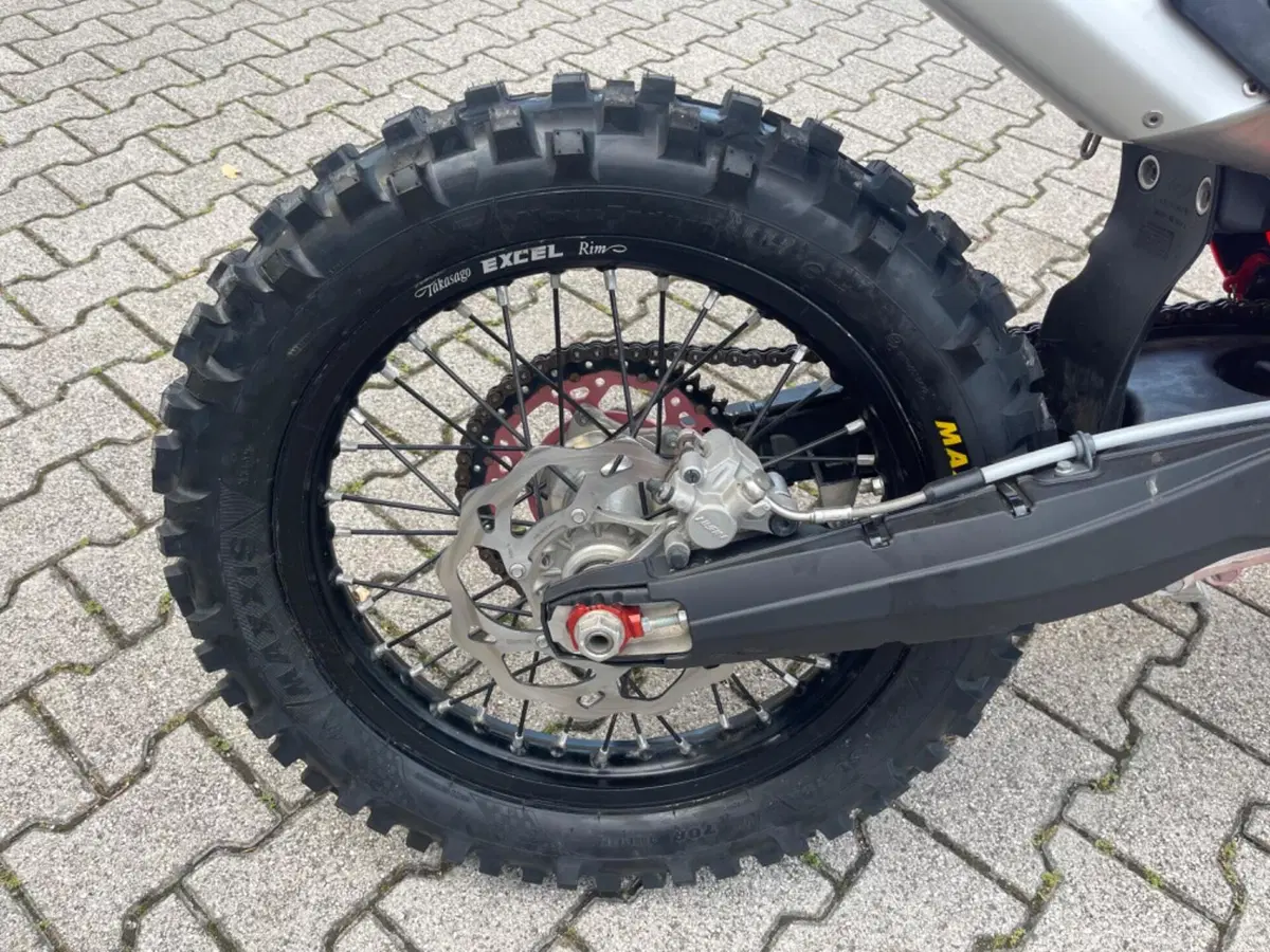 Betamotor RR 350 4T Enduro Racing (2022) (8)