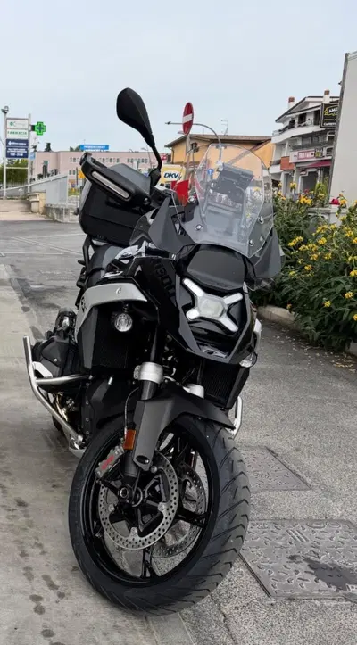 Bmw R 1300 GS Triple Black (2023 - 26) usata