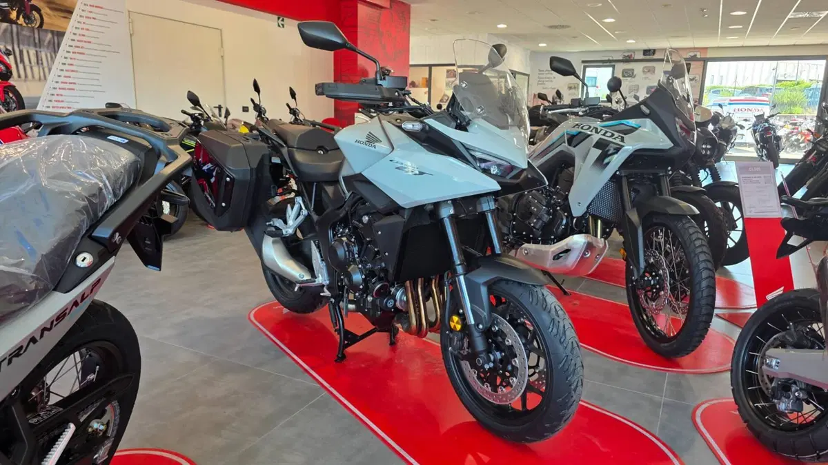 Honda CB 1000 GT (2026)