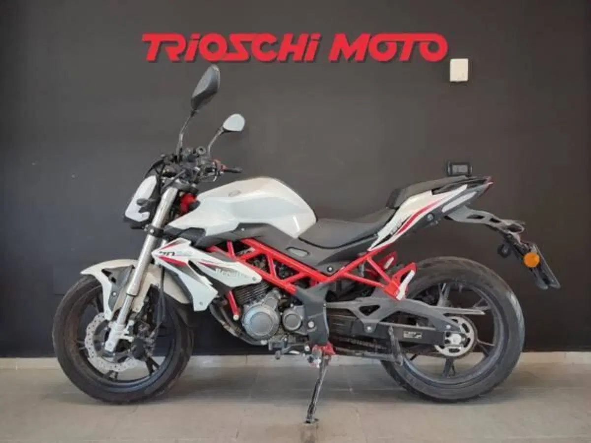 Benelli BN 125 (2021 - 25) (2)