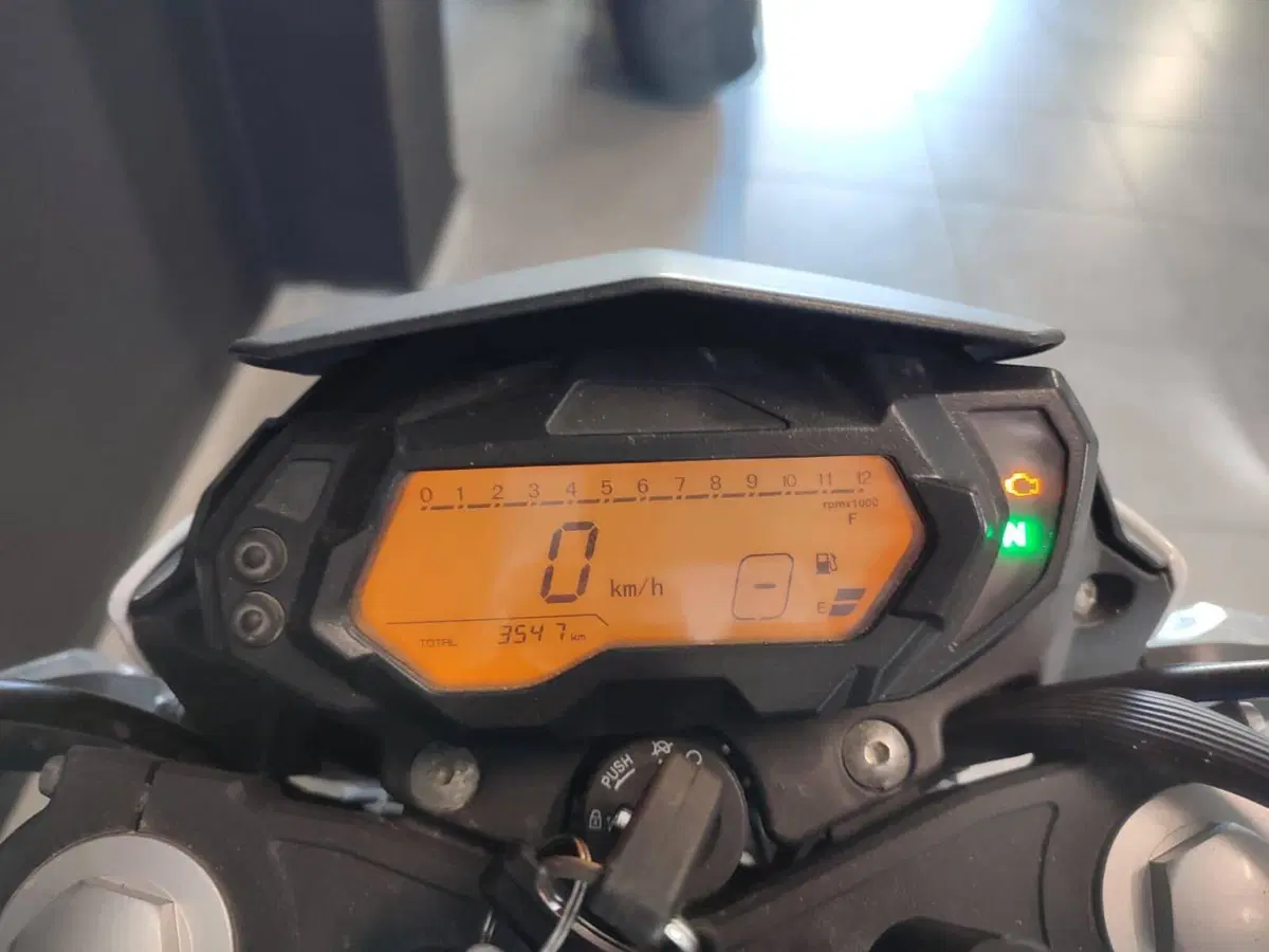 Benelli BN 125 (2021 - 25) (4)