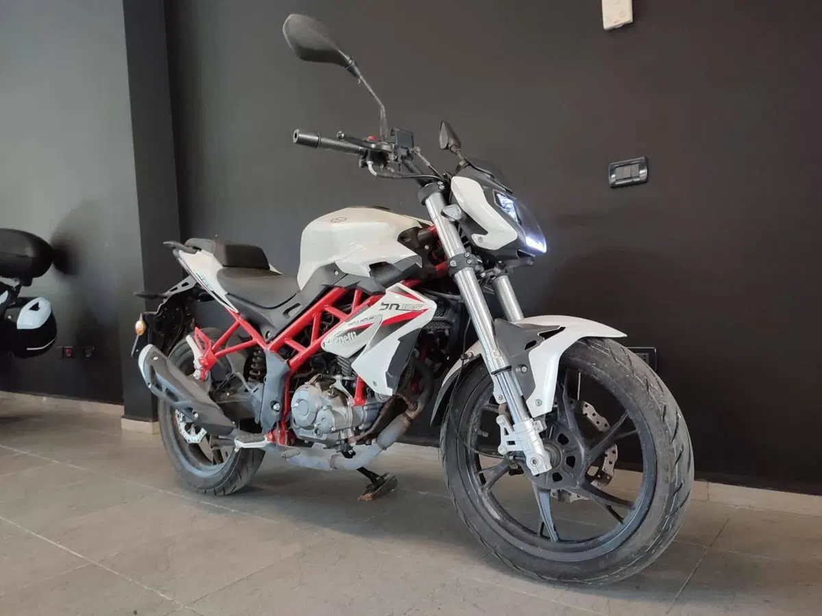 Benelli BN 125 (2021 - 25) (7)