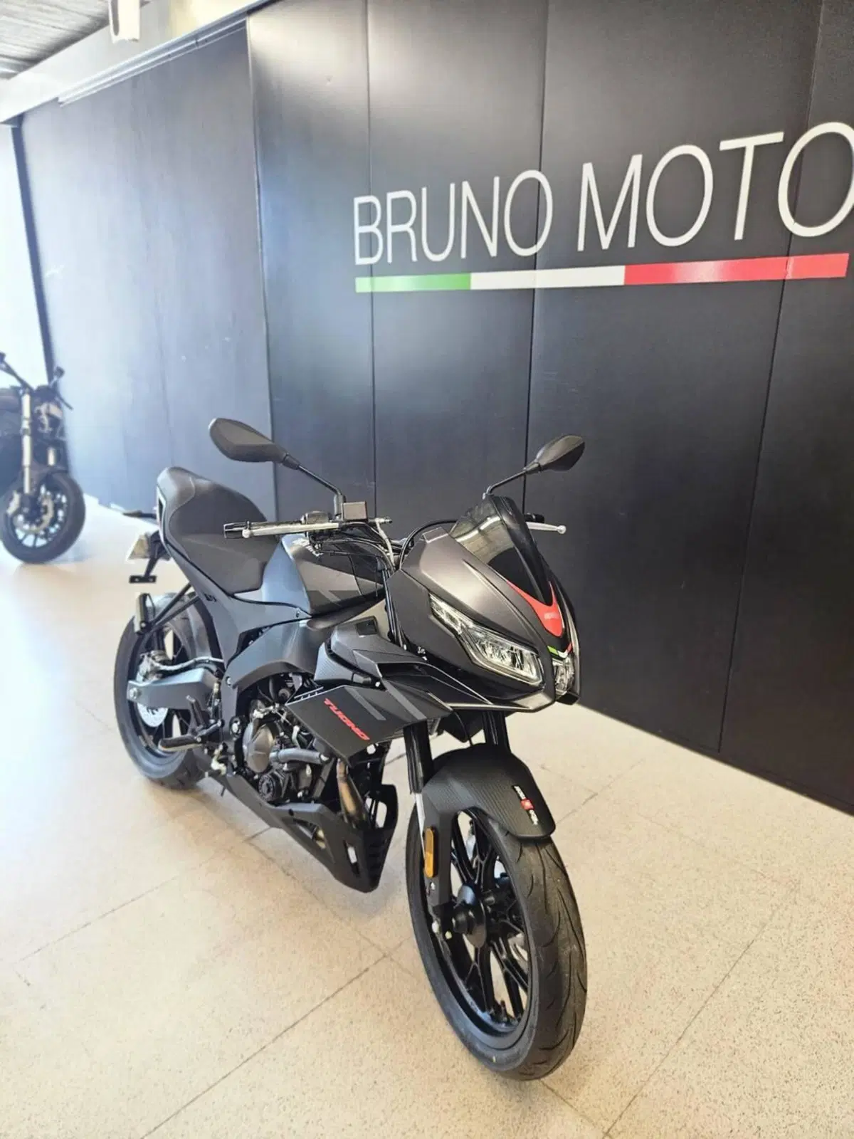 Aprilia Tuono 125 (2025 - 26) (2)