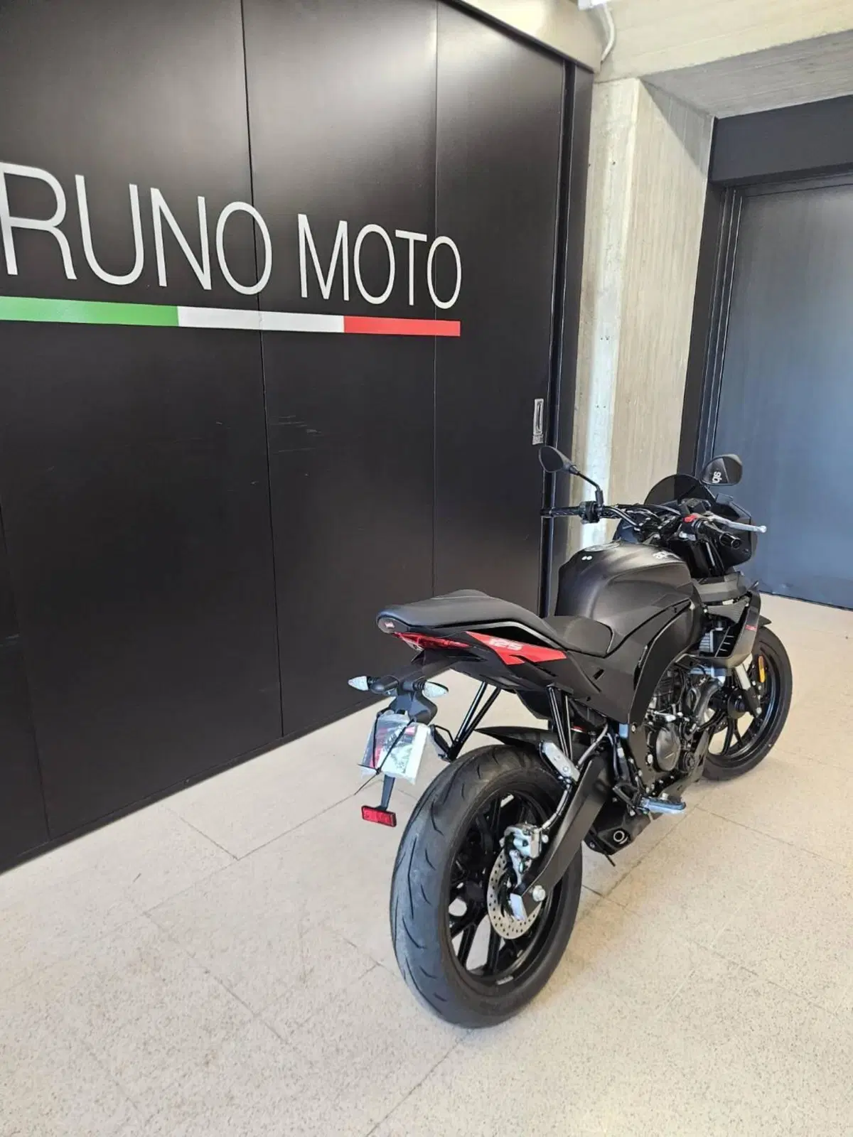 Aprilia Tuono 125 (2025 - 26) (3)