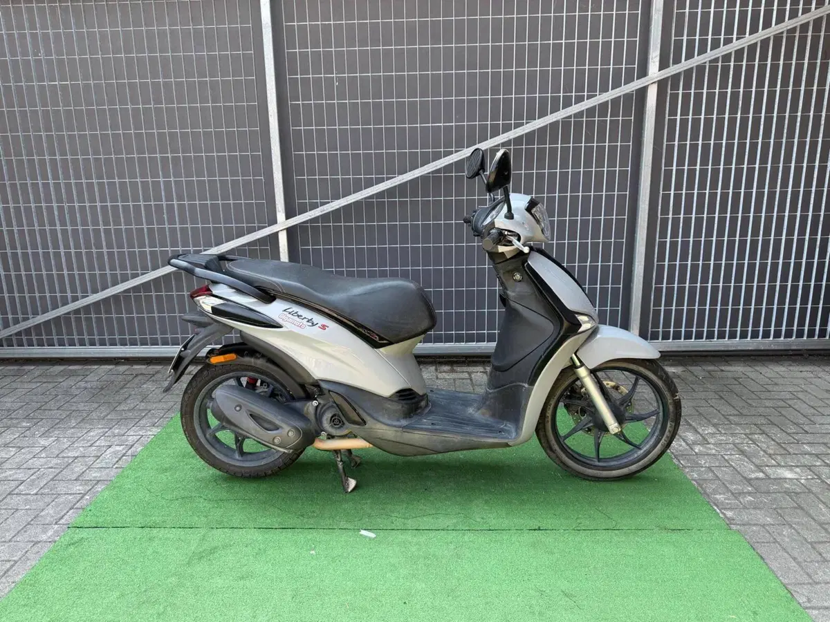 Piaggio Liberty 50 3V S (2021 - 24)