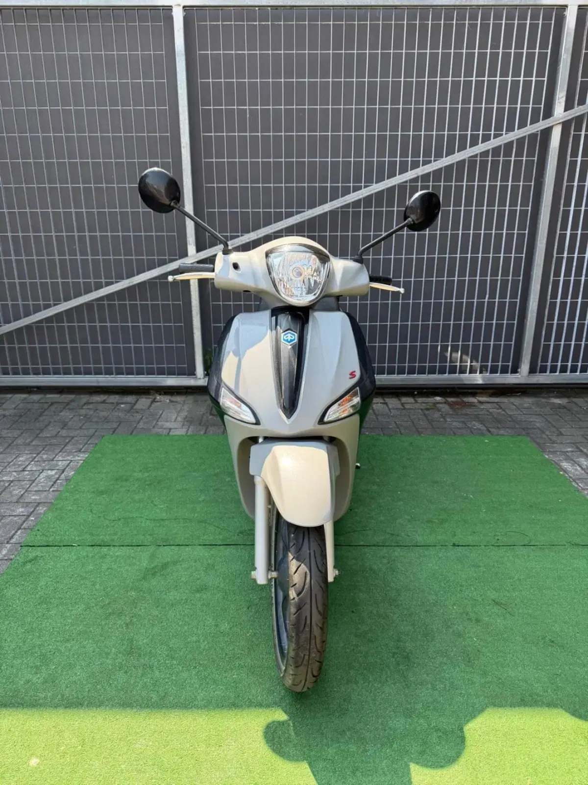 Piaggio Liberty 50 3V S (2021 - 24) (4)