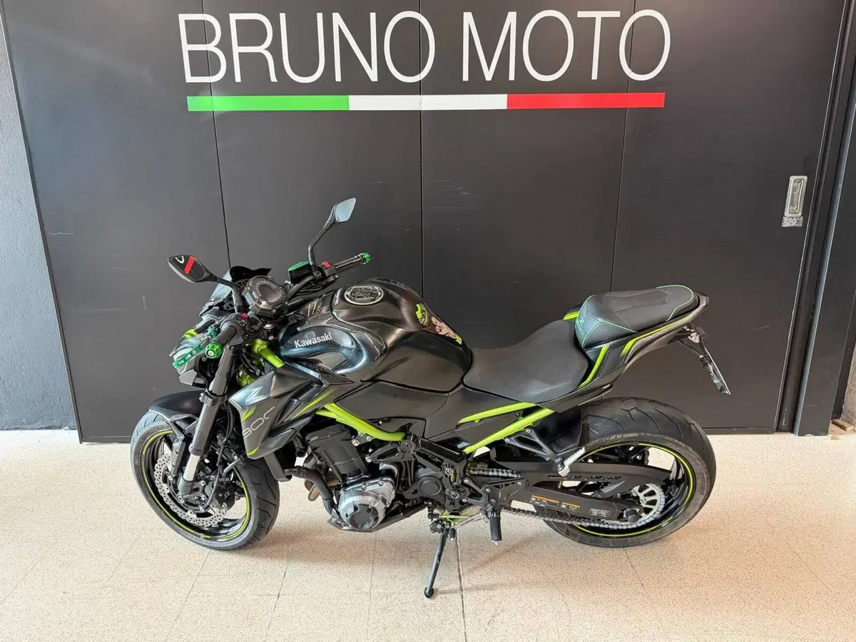 Kawasaki Z 900 (2019) (2)