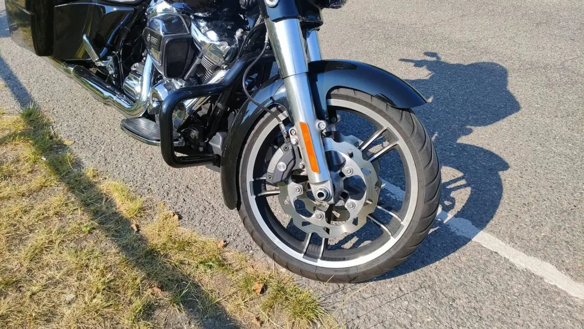 Harley-Davidson 107 Street Glide Special (2017 - 19) - FLHXS (9)