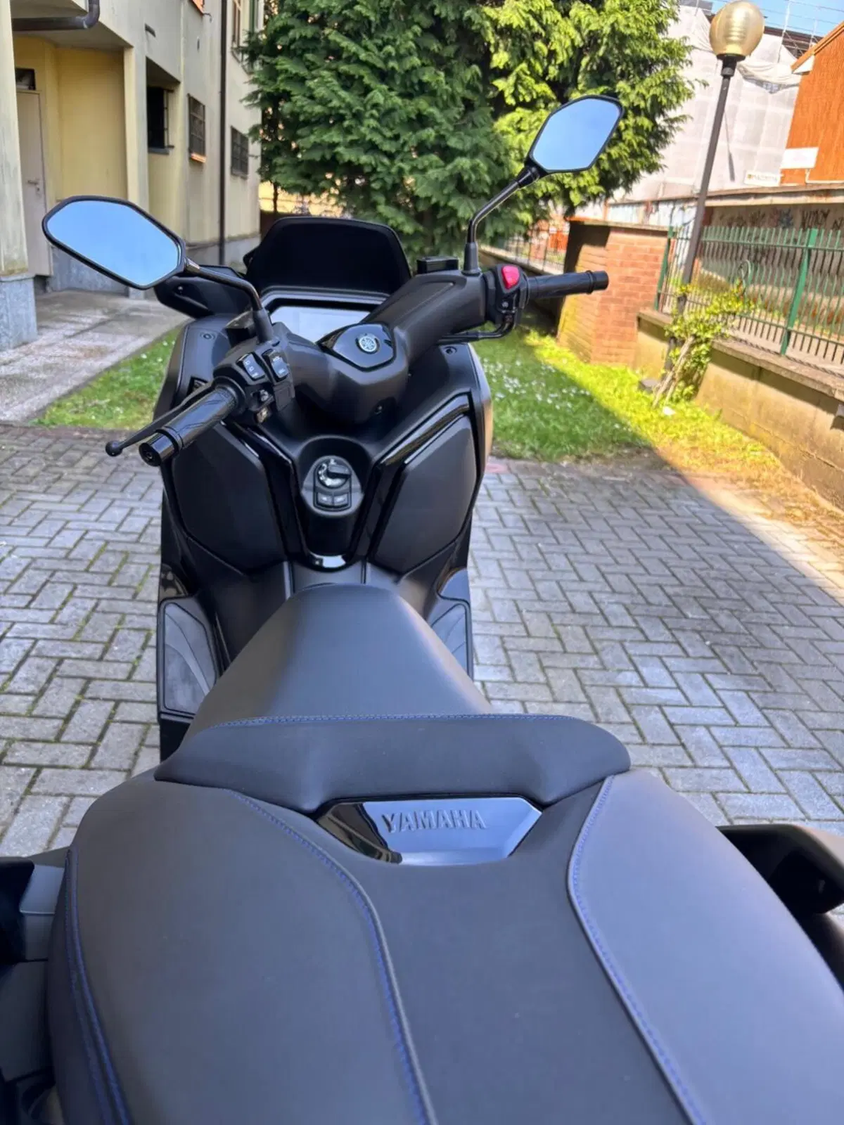 Yamaha X-Max 125 (2025 - 26) (5)