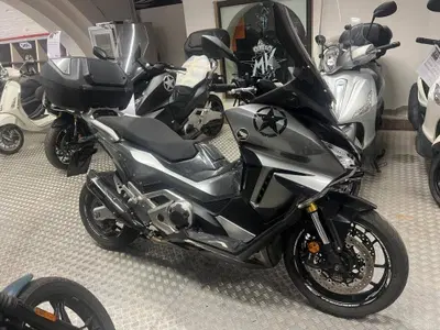 Honda Forza 750 DCT (2021 - 24) usata