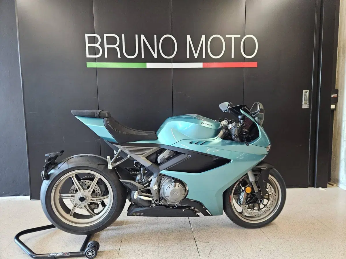 Norton Manx R Apex (2026)