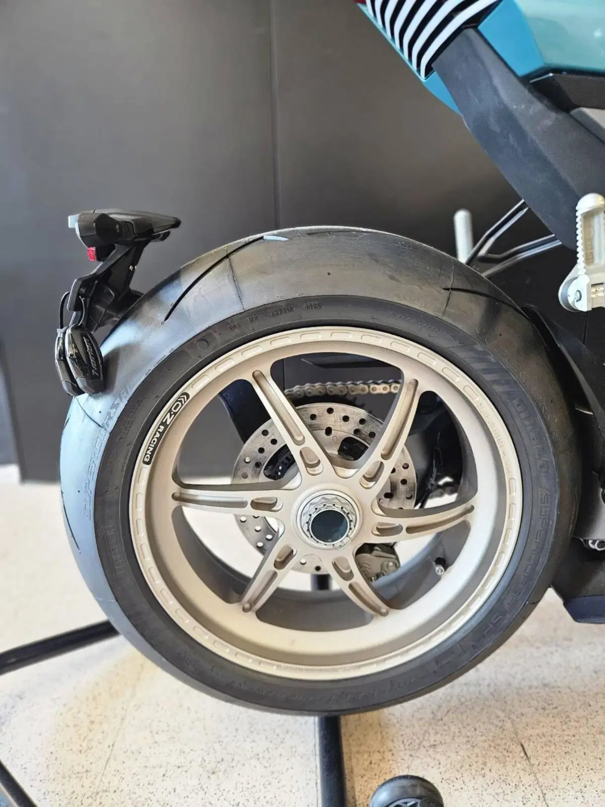 Norton Manx R Apex (2026) (8)