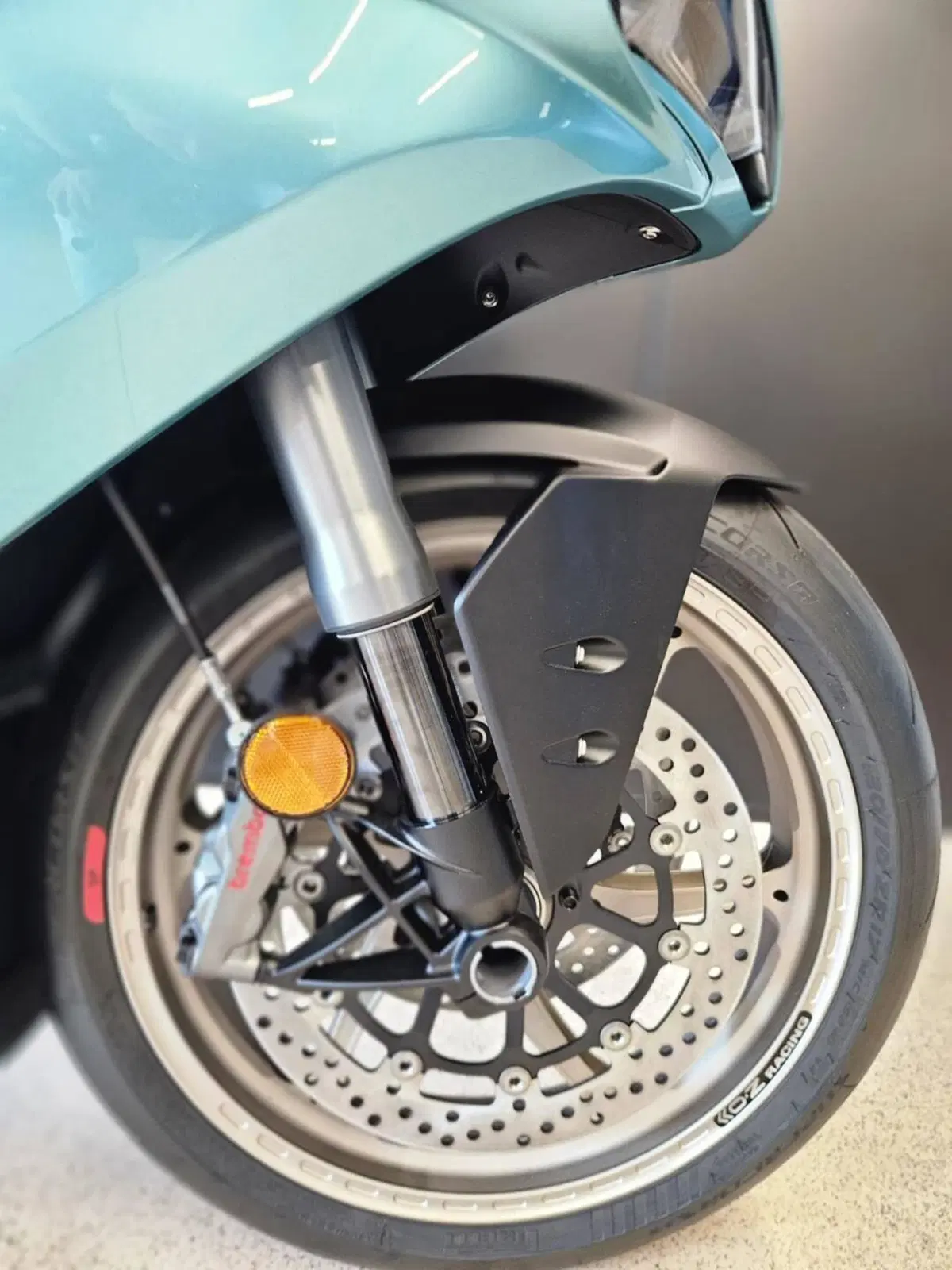 Norton Manx R Apex (2026) (10)