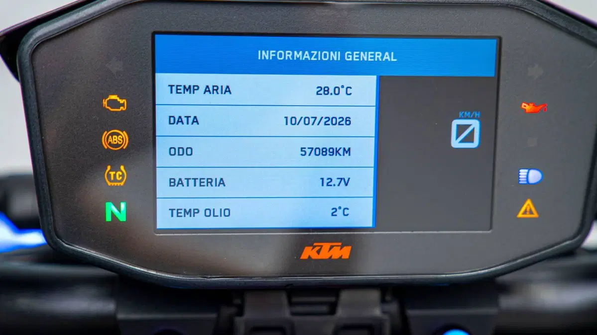 KTM 1290 Super Duke R (2019) (20)