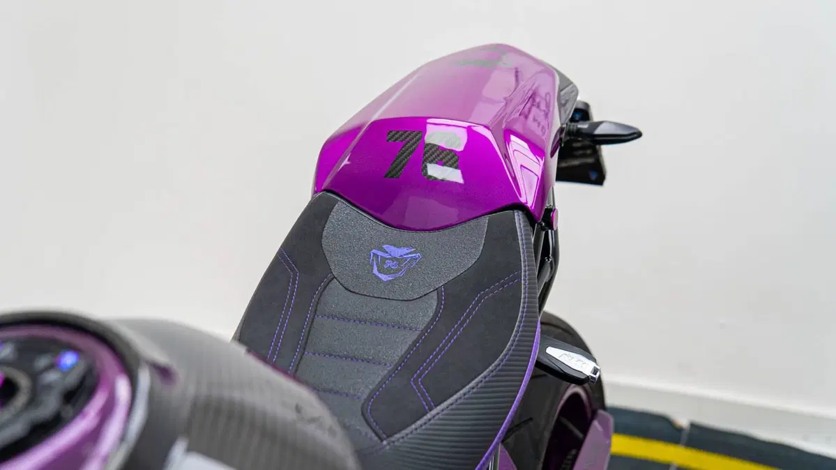 KTM 1290 Super Duke R (2019) (19)