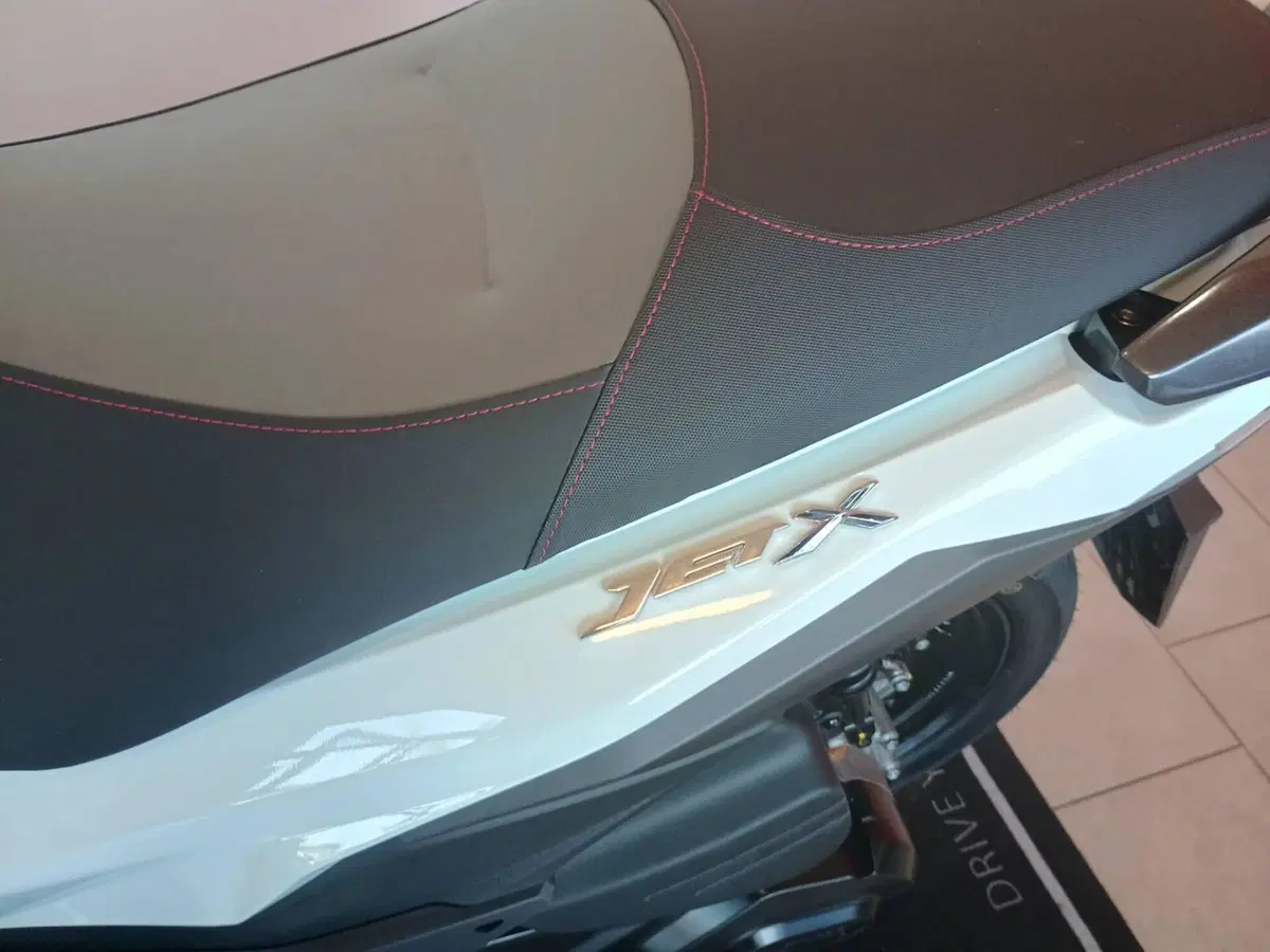 Sym Jet X 125 ABS + TCS (2026) (7)