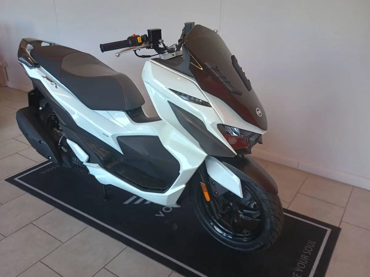 Sym Jet X 125 ABS + TCS (2026) (10)