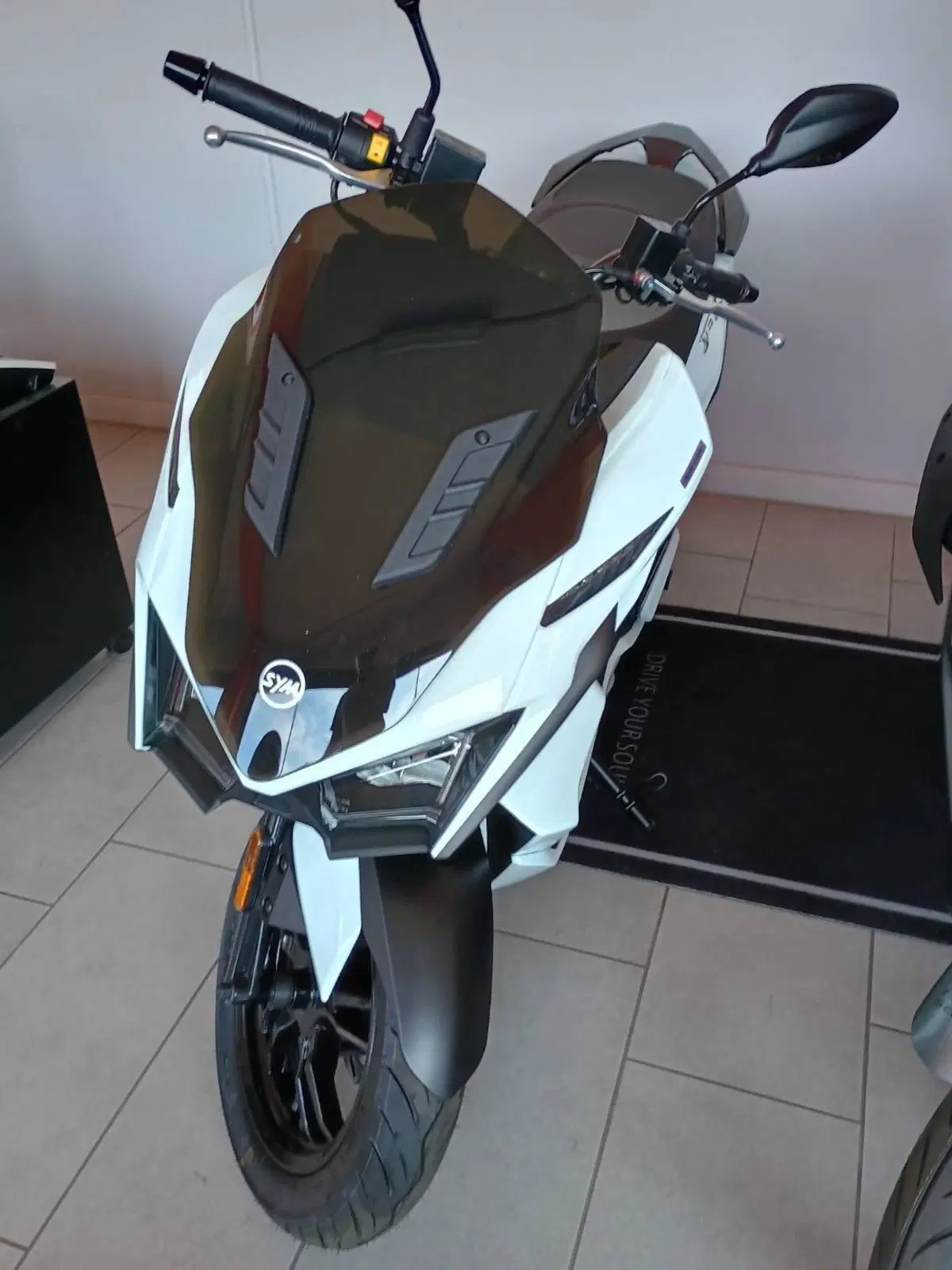 Sym Jet X 125 ABS + TCS (2026) (16)