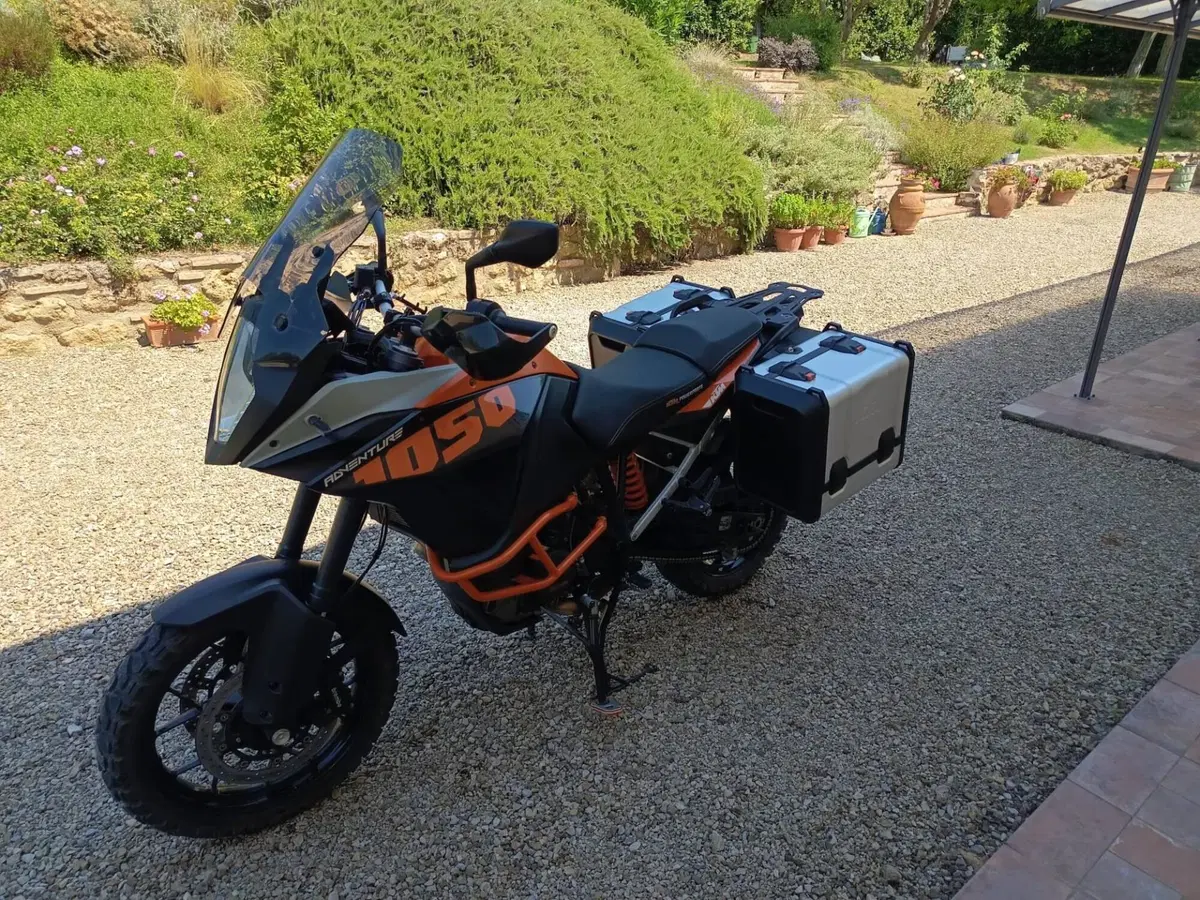 KTM 1050 Adventure (2015 - 16)