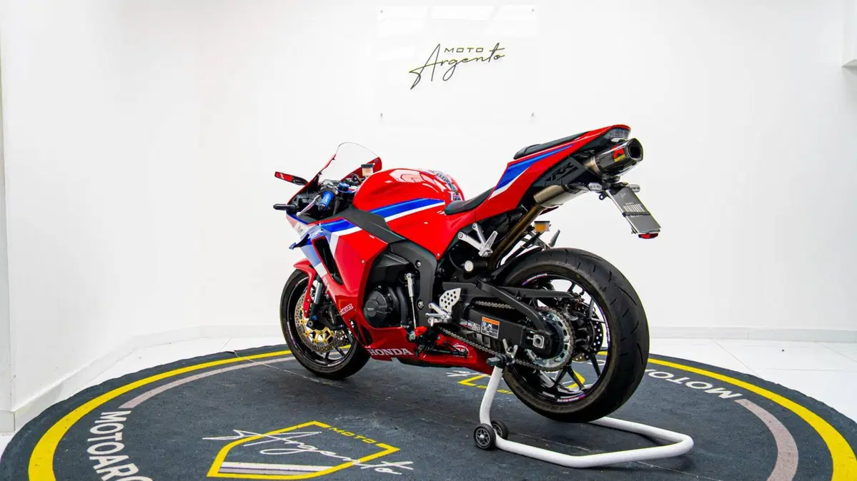 Honda CBR 600 RR (2024 - 26) (6)
