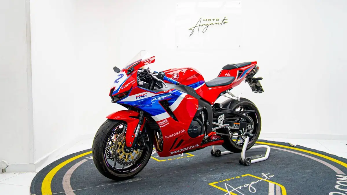 Honda CBR 600 RR (2024 - 26) (8)