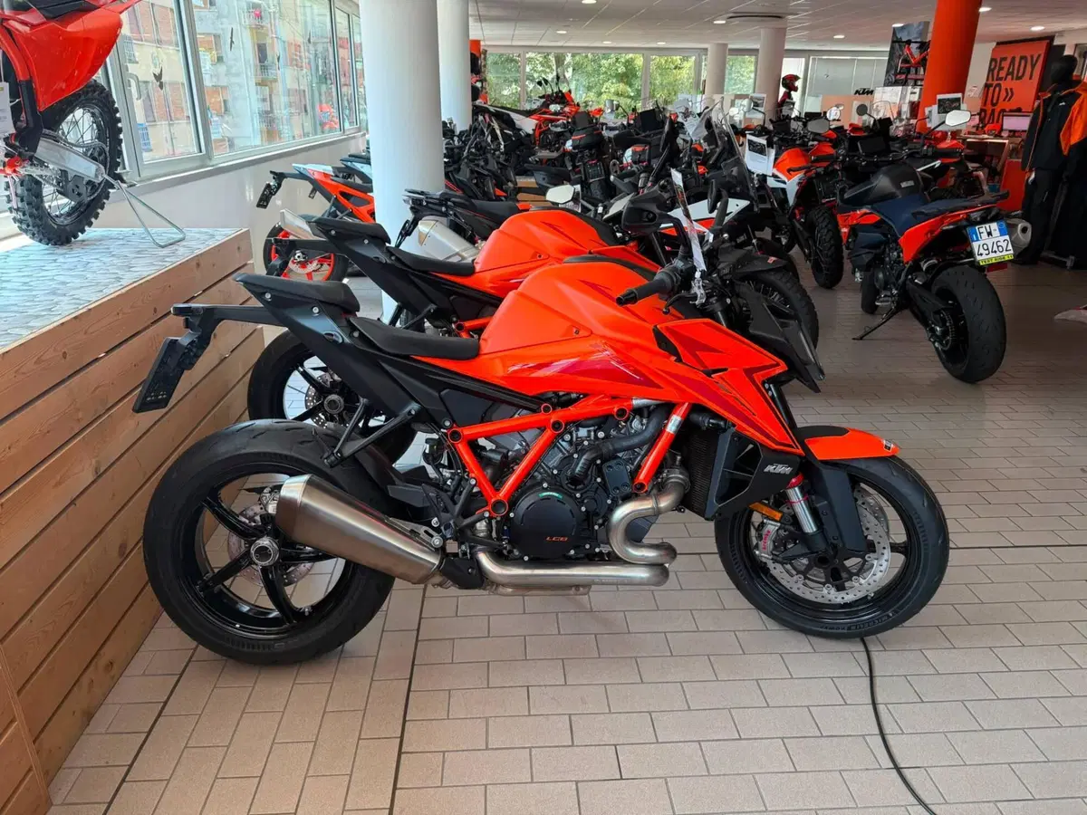 KTM 1390 Super Duke R EVO (2024 - 26) (2)