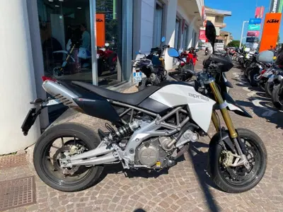 Aprilia Dorsoduro 750 (2009 - 14) usata