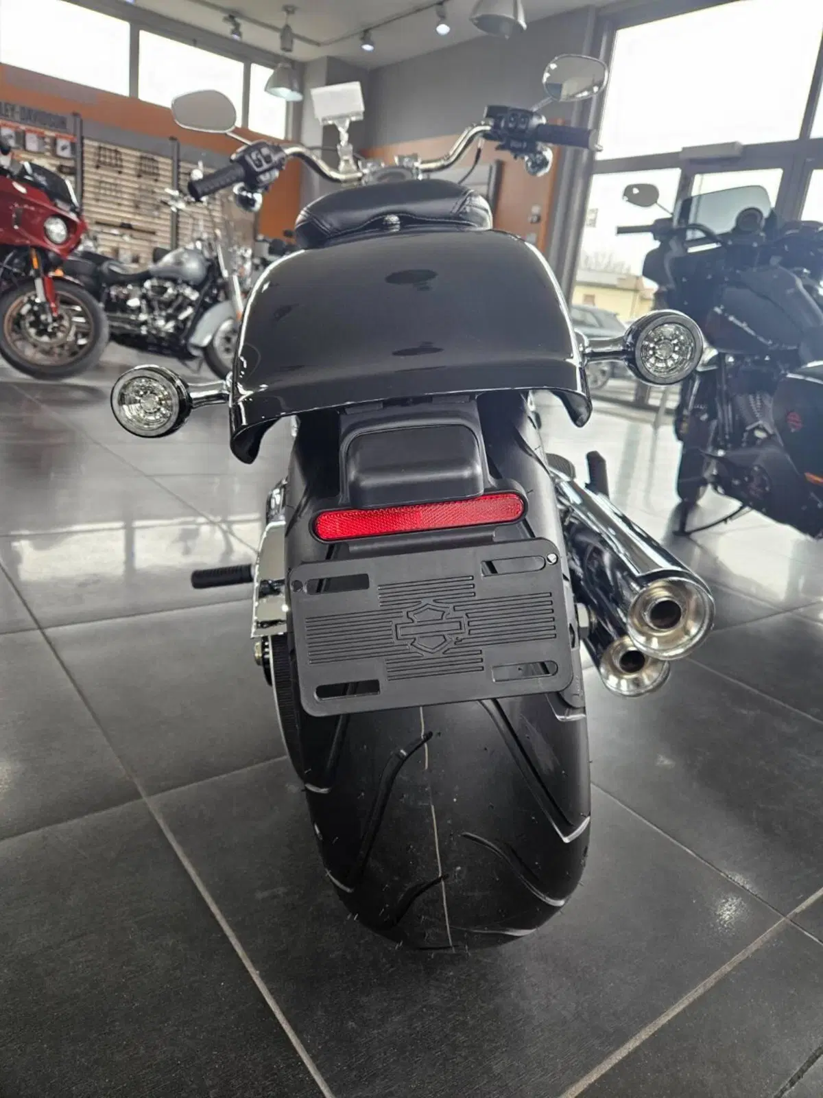 Harley-Davidson Street Glide Limited (2026) (12)