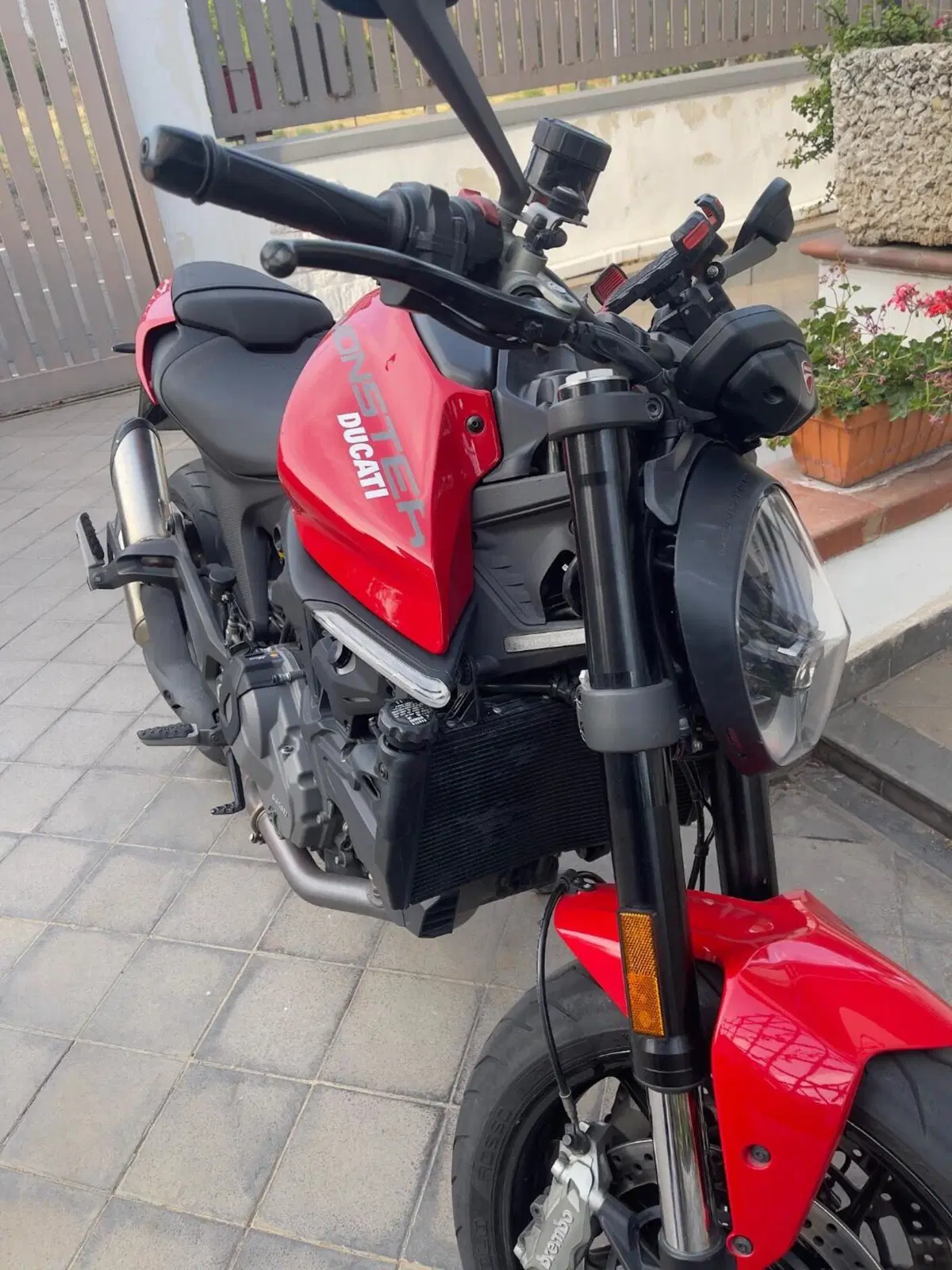 Ducati Monster 937 (2021 - 25) (4)