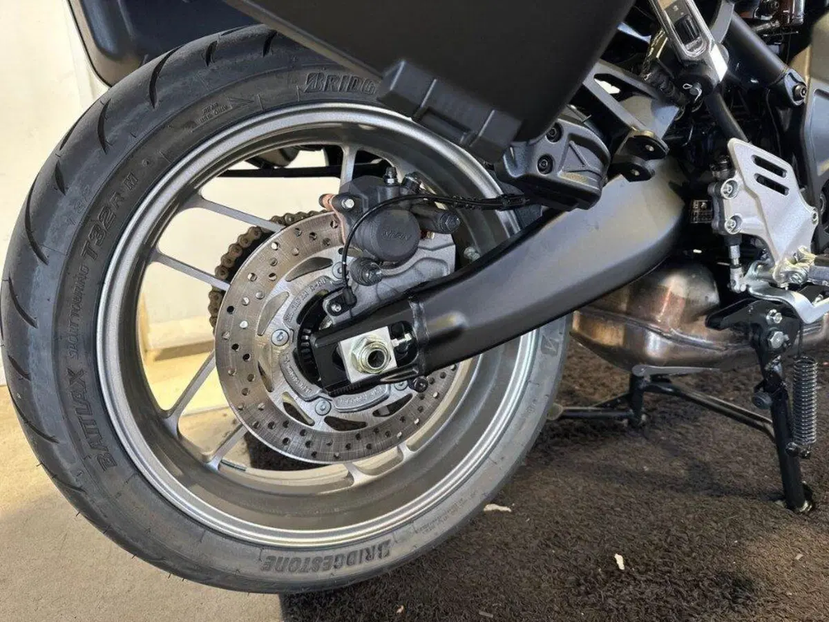 Yamaha Tracer 9 GT+ Y-AMT (2025 - 26) (9)